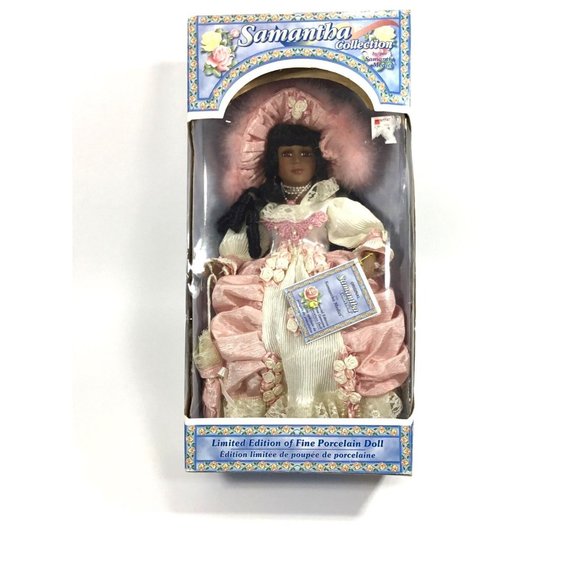 Samantha Medici Porcelain Doll - Picture 11 of 12